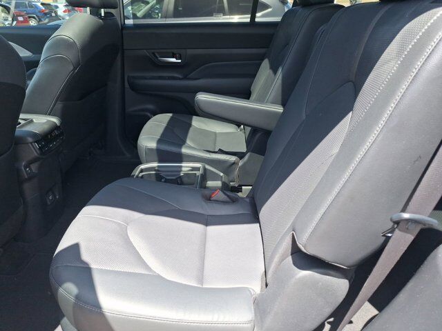 2024 Toyota Grand Highlander Platinum Hurst TX