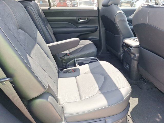 2024 Toyota Grand Highlander Platinum Hurst TX