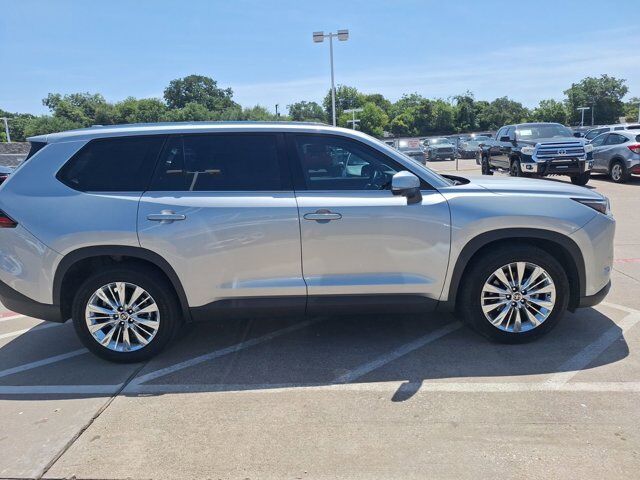 2024 Toyota Grand Highlander Platinum Hurst TX