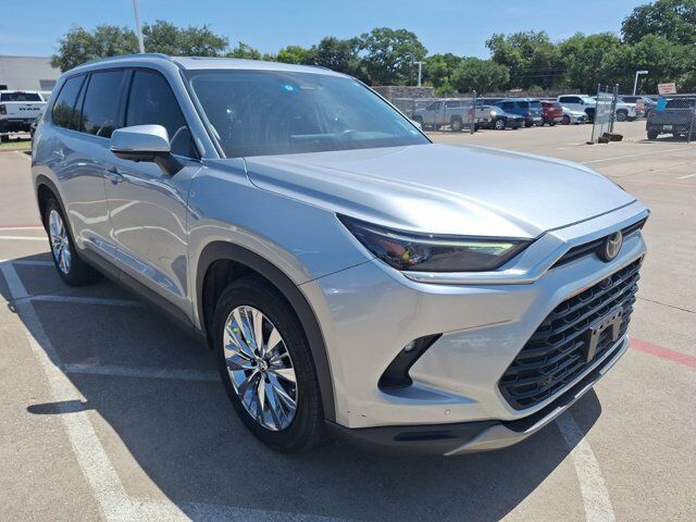 2024 Toyota Grand Highlander Platinum Hurst TX