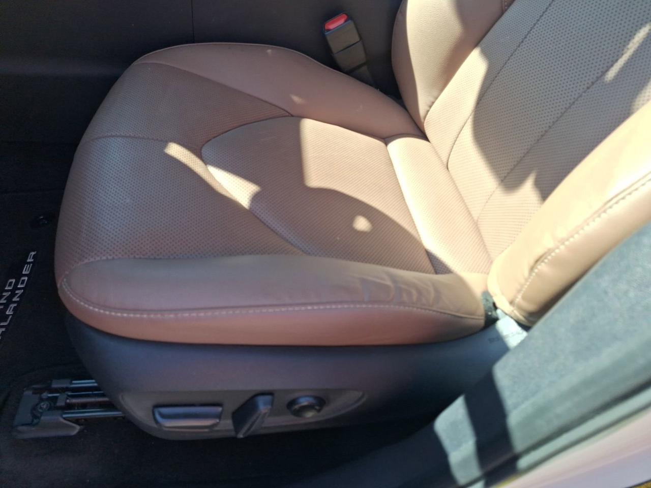 2024 Toyota Grand Highlander Platinum Hurst TX