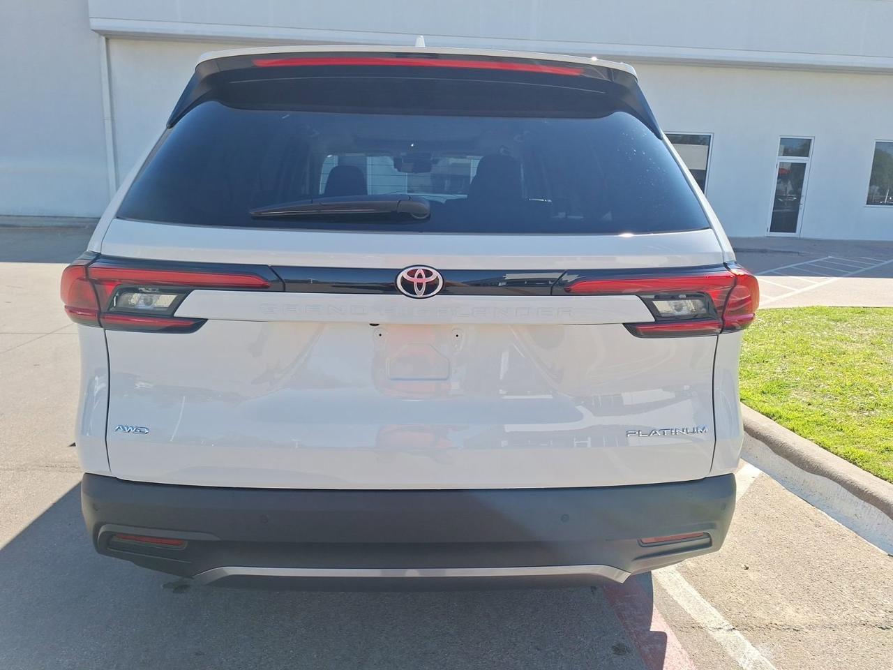 2024 Toyota Grand Highlander Platinum Hurst TX