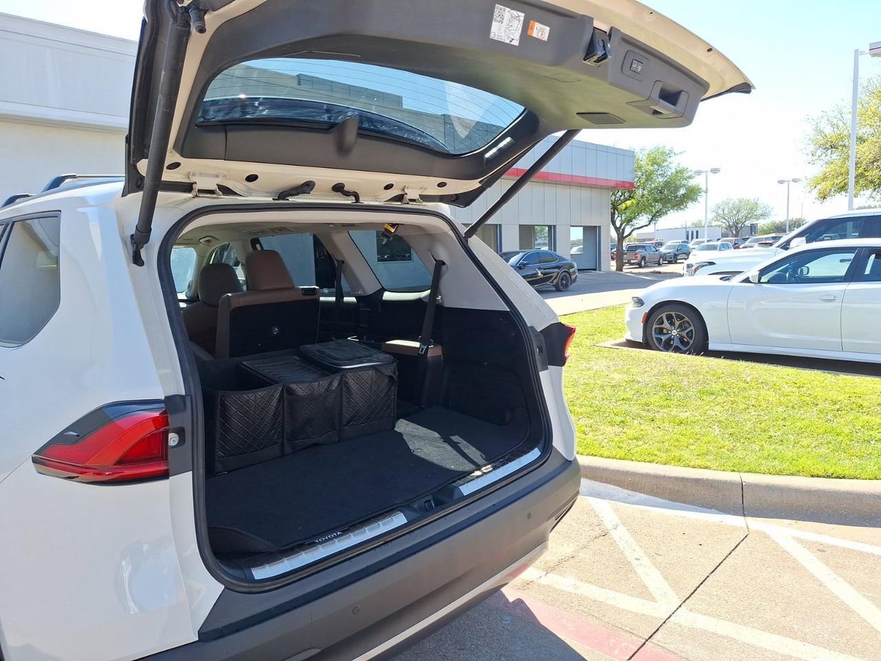 2024 Toyota Grand Highlander Platinum Hurst TX