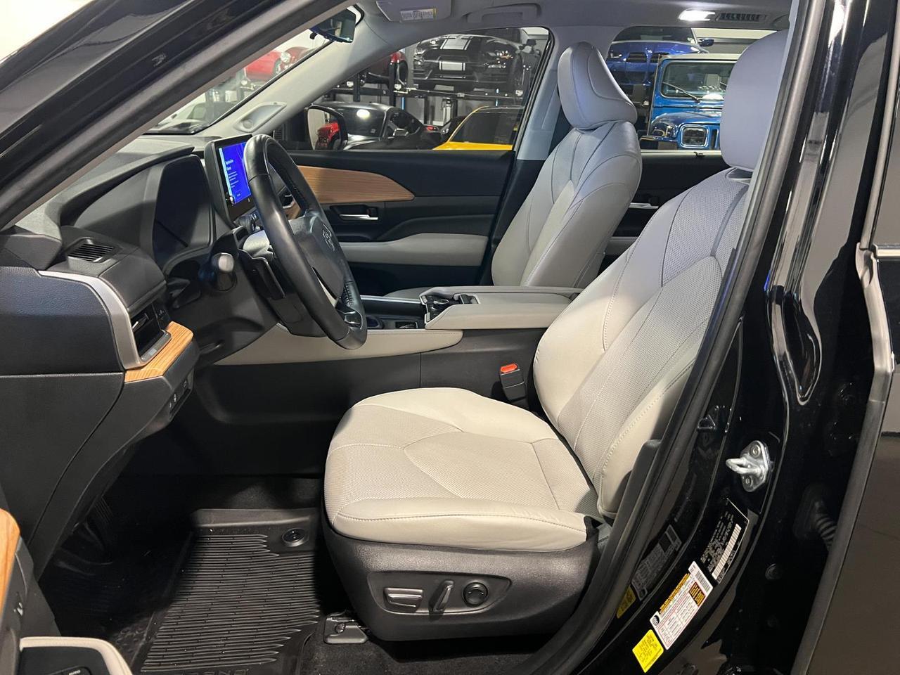2024 Toyota Grand Highlander Platinum Parker CO
