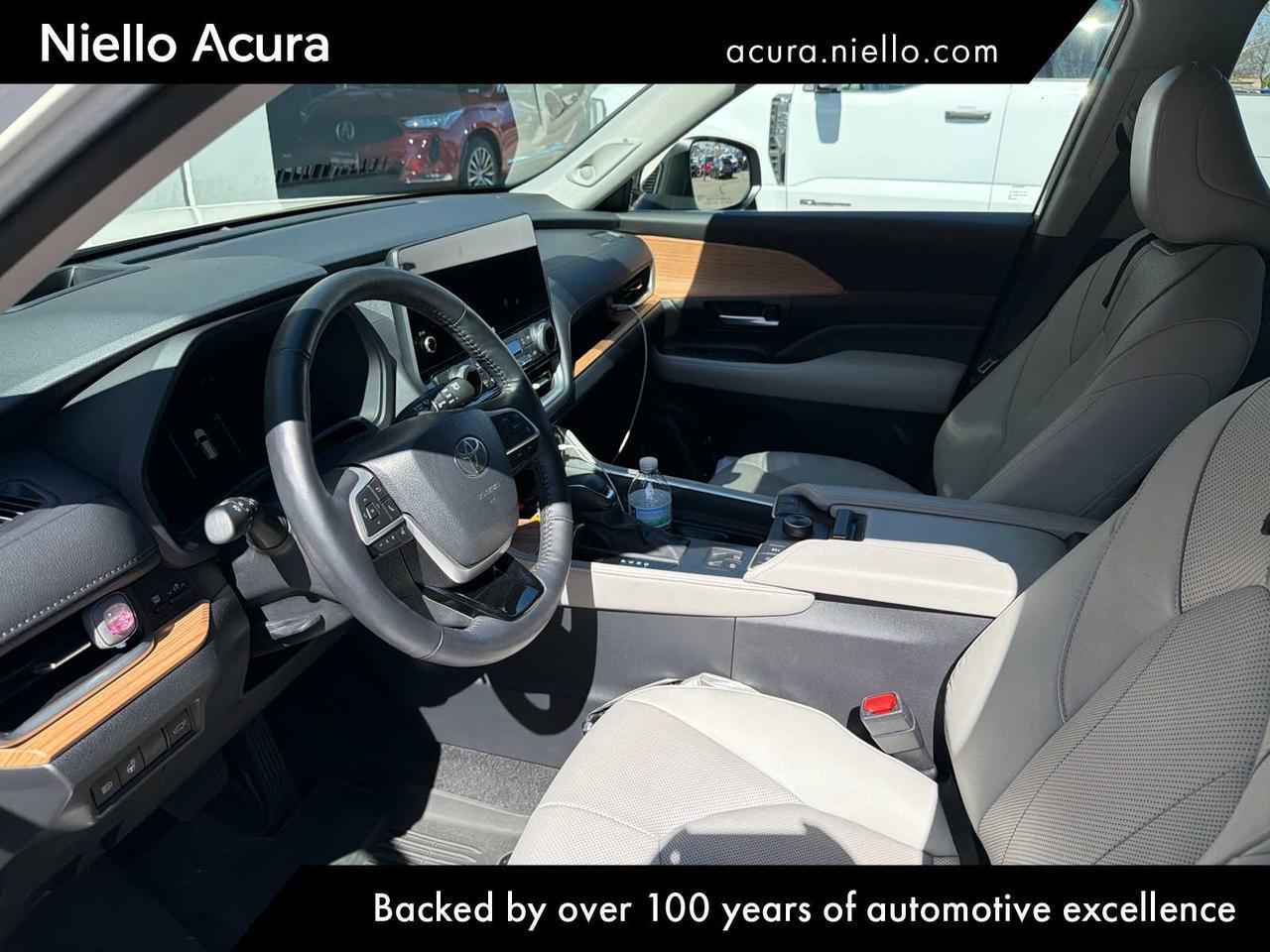 2024 Toyota Grand Highlander Platinum