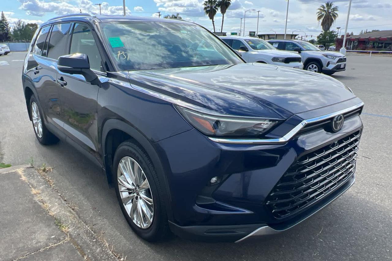 2024 Toyota Grand Highlander Platinum