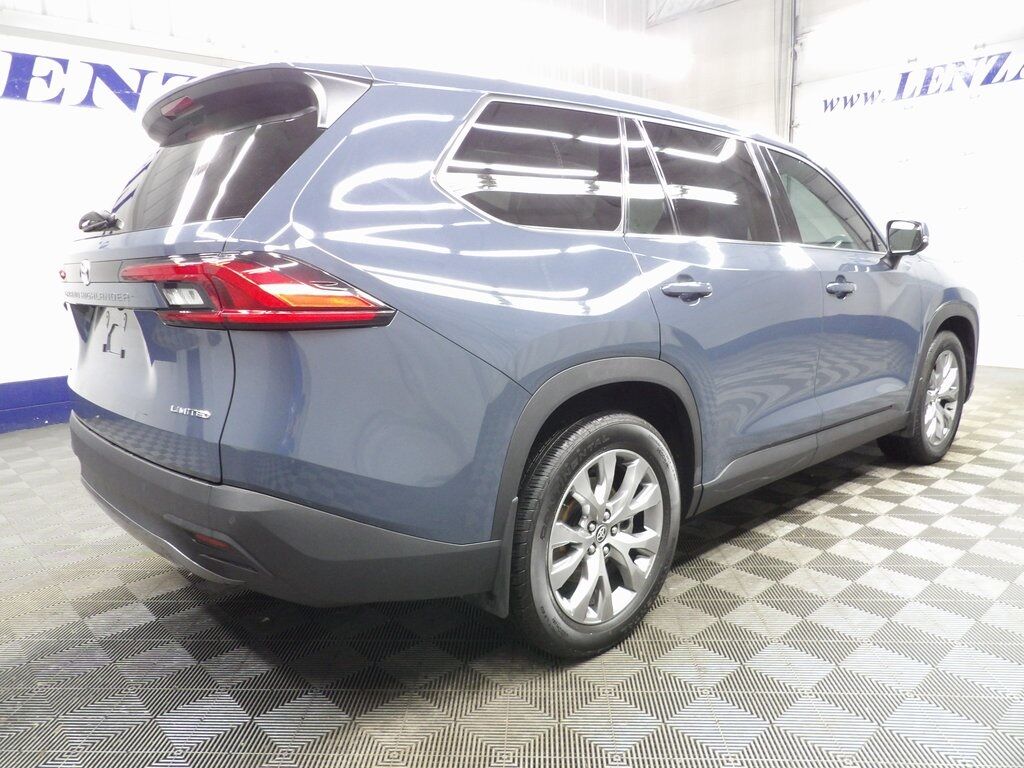 2024 Toyota Grand Highlander XLE AWD 7 Passenger Fond du Lac WI
