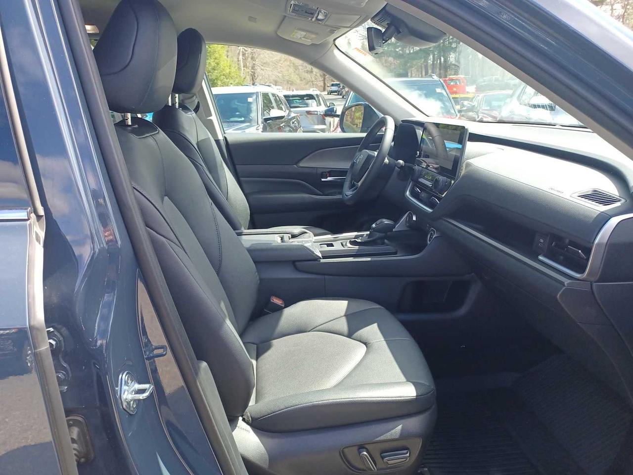 2024 Toyota Grand Highlander XLE Dartmouth MA