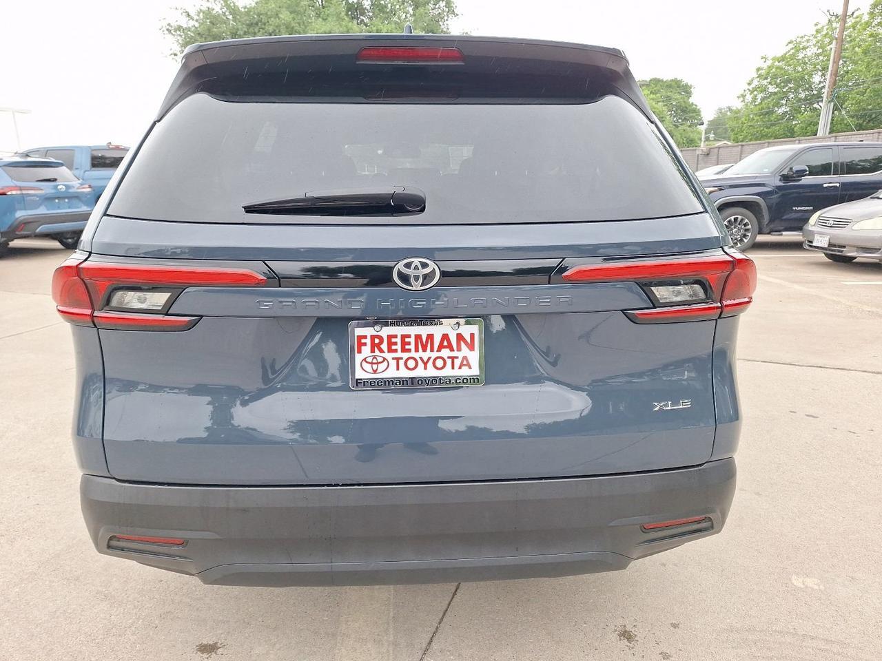2024 Toyota Grand Highlander XLE Hurst TX