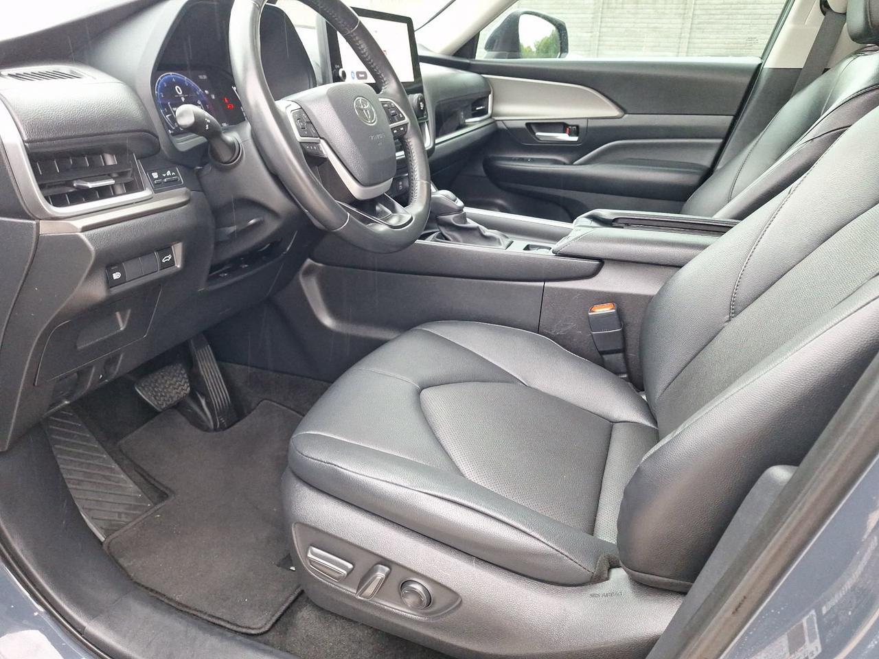 2024 Toyota Grand Highlander XLE Hurst TX