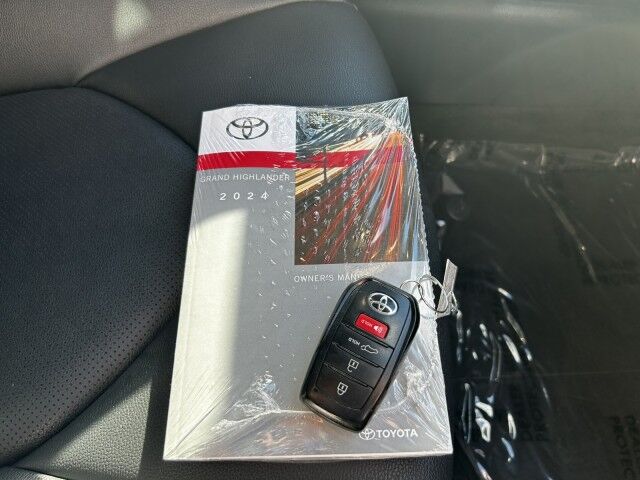 2024 Toyota Grand Highlander XLE Marshfield MA