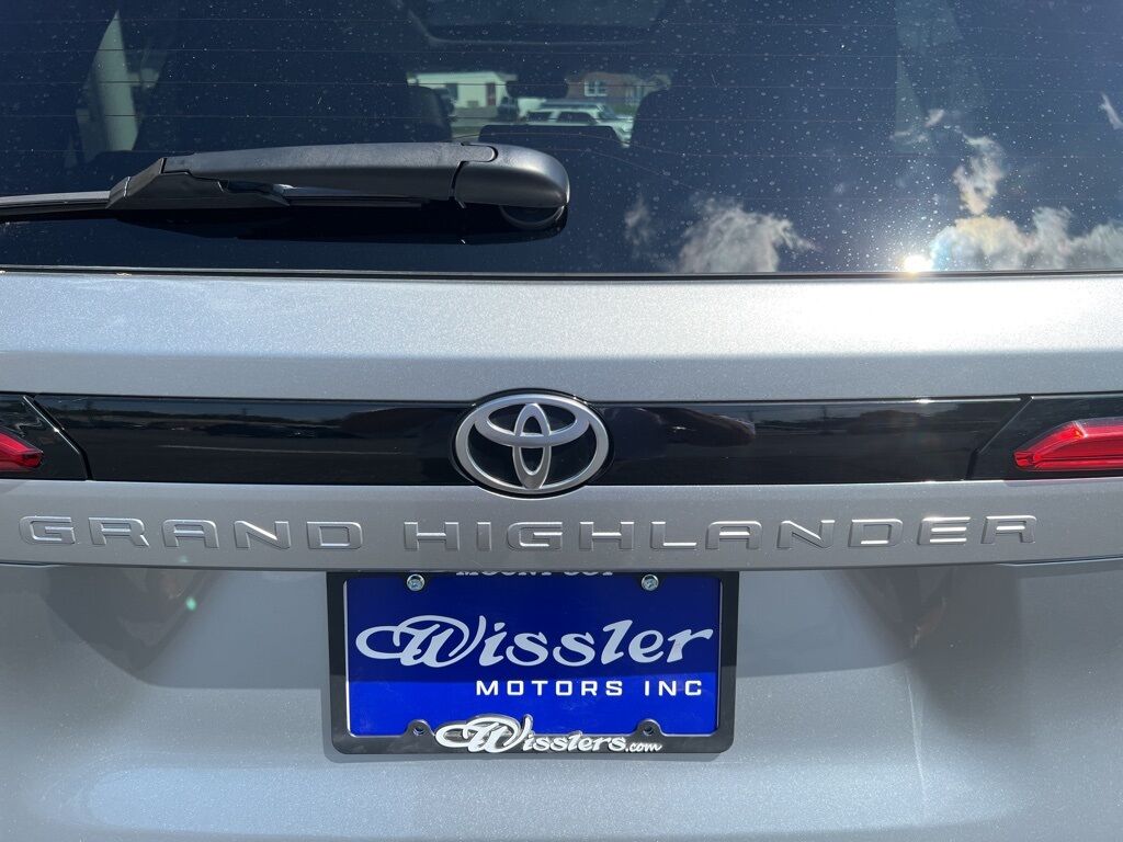 2024 Toyota Grand Highlander XLE Mount Joy PA