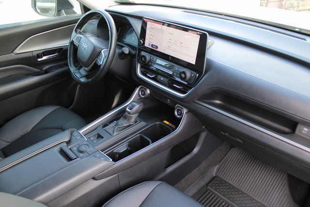 2024 Toyota Grand Highlander XLE Klamath Falls OR