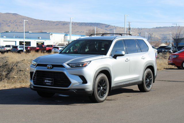 2024 Toyota Grand Highlander XLE Klamath Falls OR