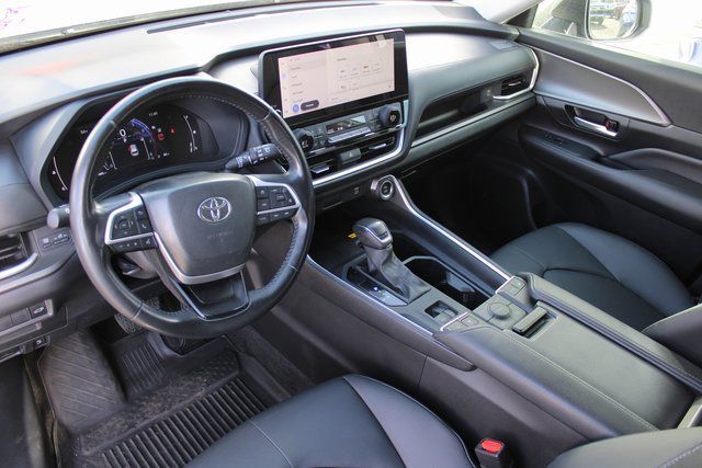 2024 Toyota Grand Highlander XLE Klamath Falls OR