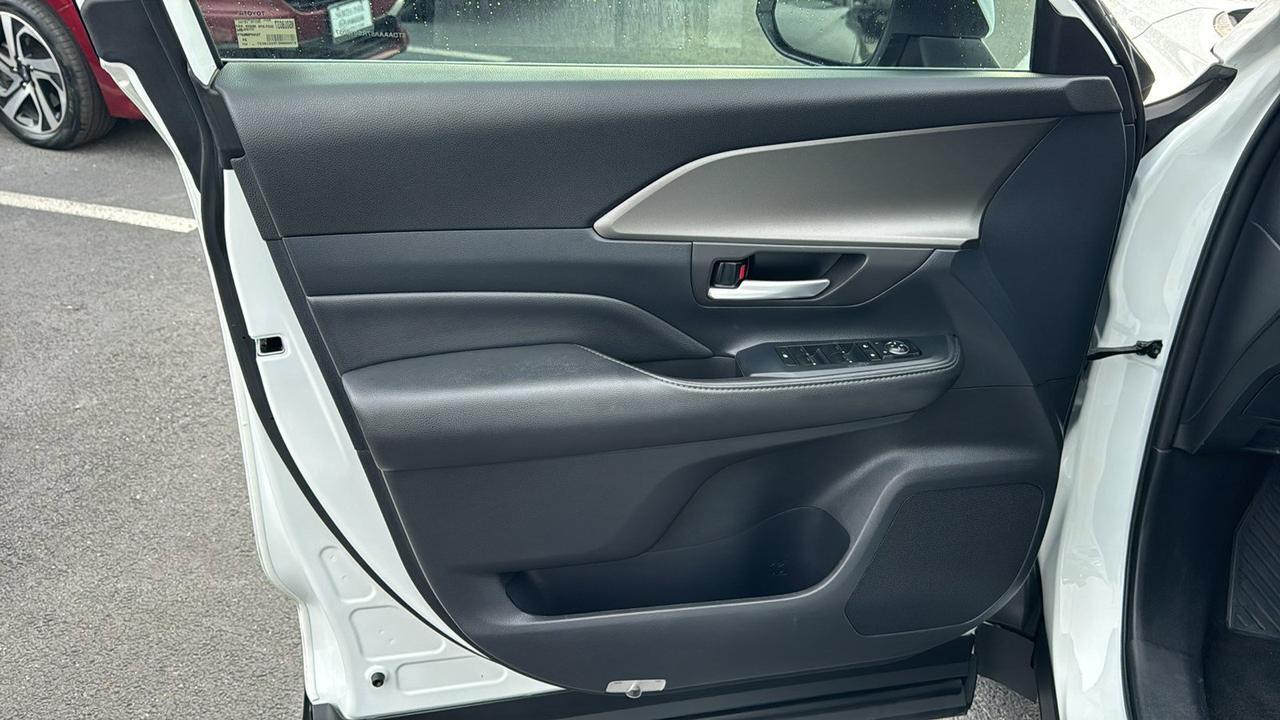 2024 Toyota Grand Highlander XLE San Antonio TX