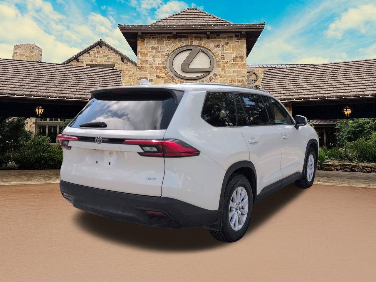 2024 Toyota Grand Highlander XLE