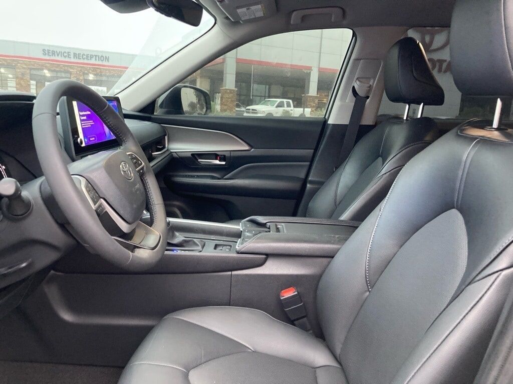 2024 Toyota Grand Highlander XLE San Antonio TX