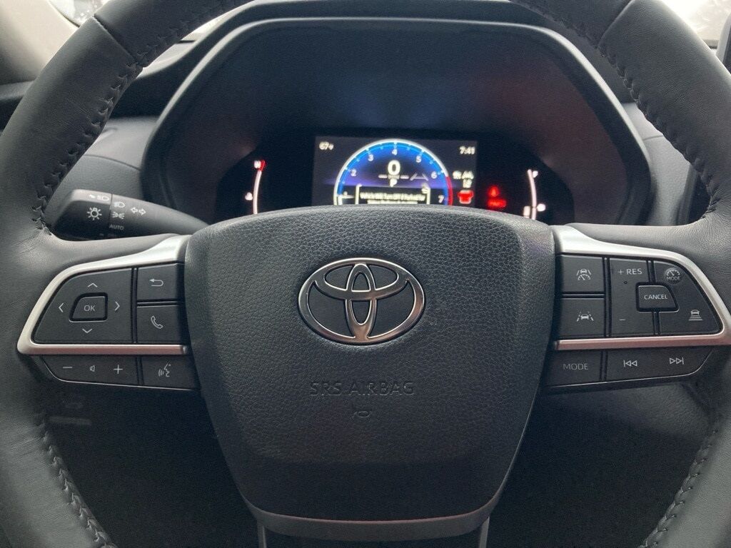 2024 Toyota Grand Highlander XLE San Antonio TX