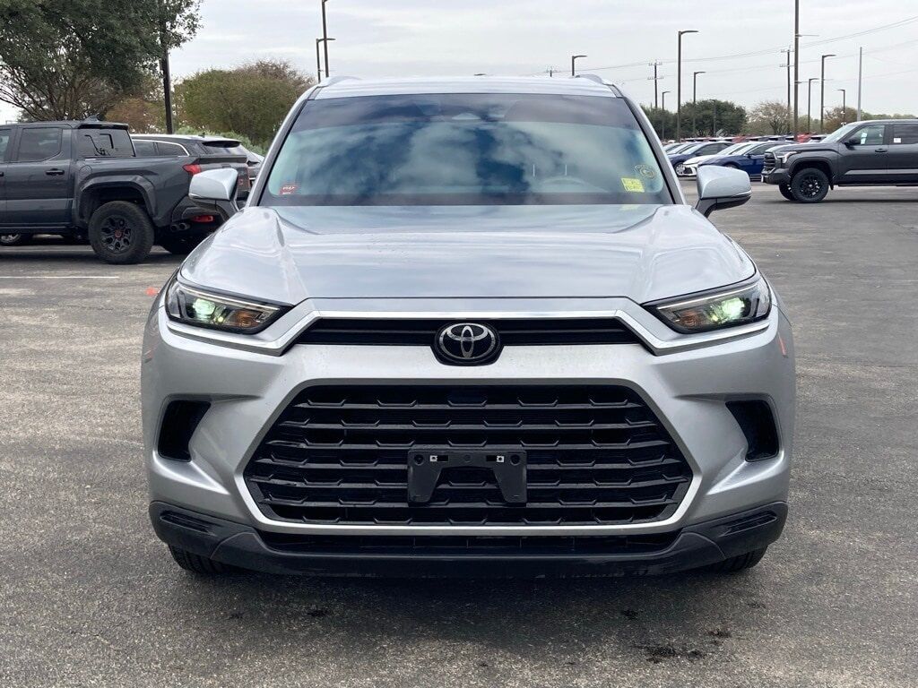 2024 Toyota Grand Highlander XLE San Antonio TX