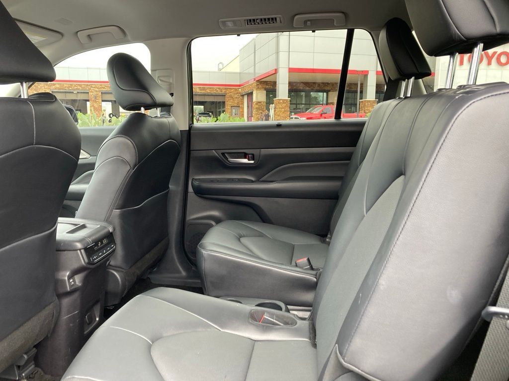 2024 Toyota Grand Highlander XLE San Antonio TX