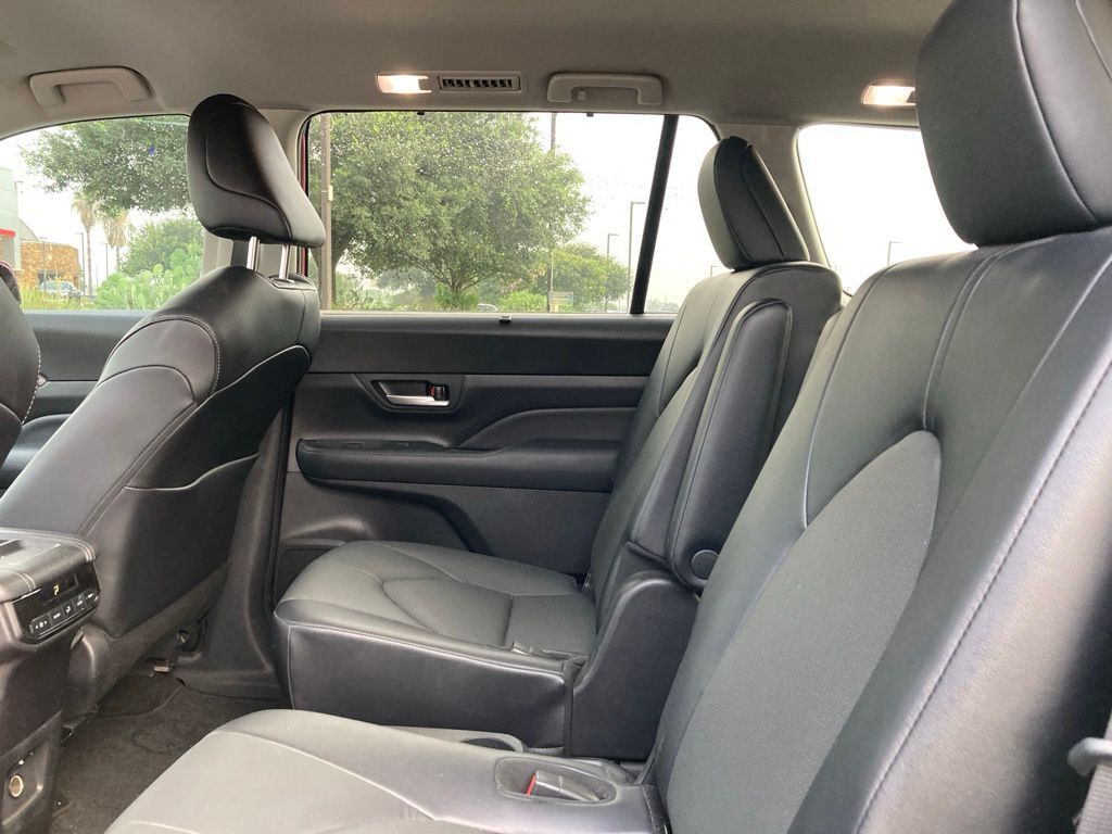 2024 Toyota Grand Highlander XLE San Antonio TX