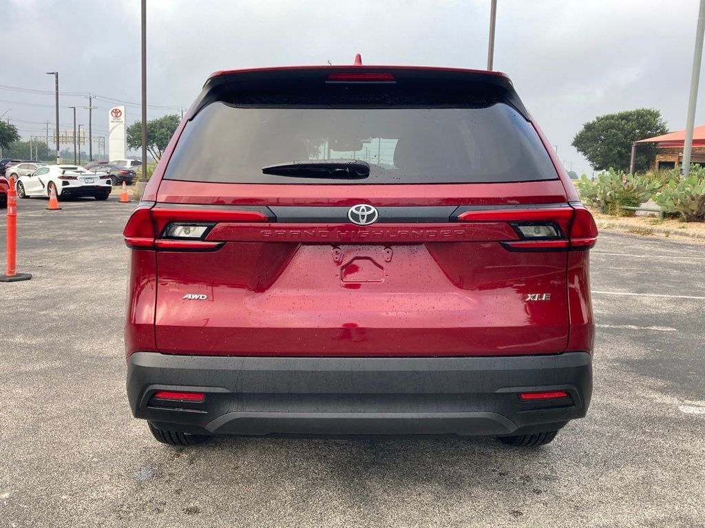 2024 Toyota Grand Highlander XLE San Antonio TX