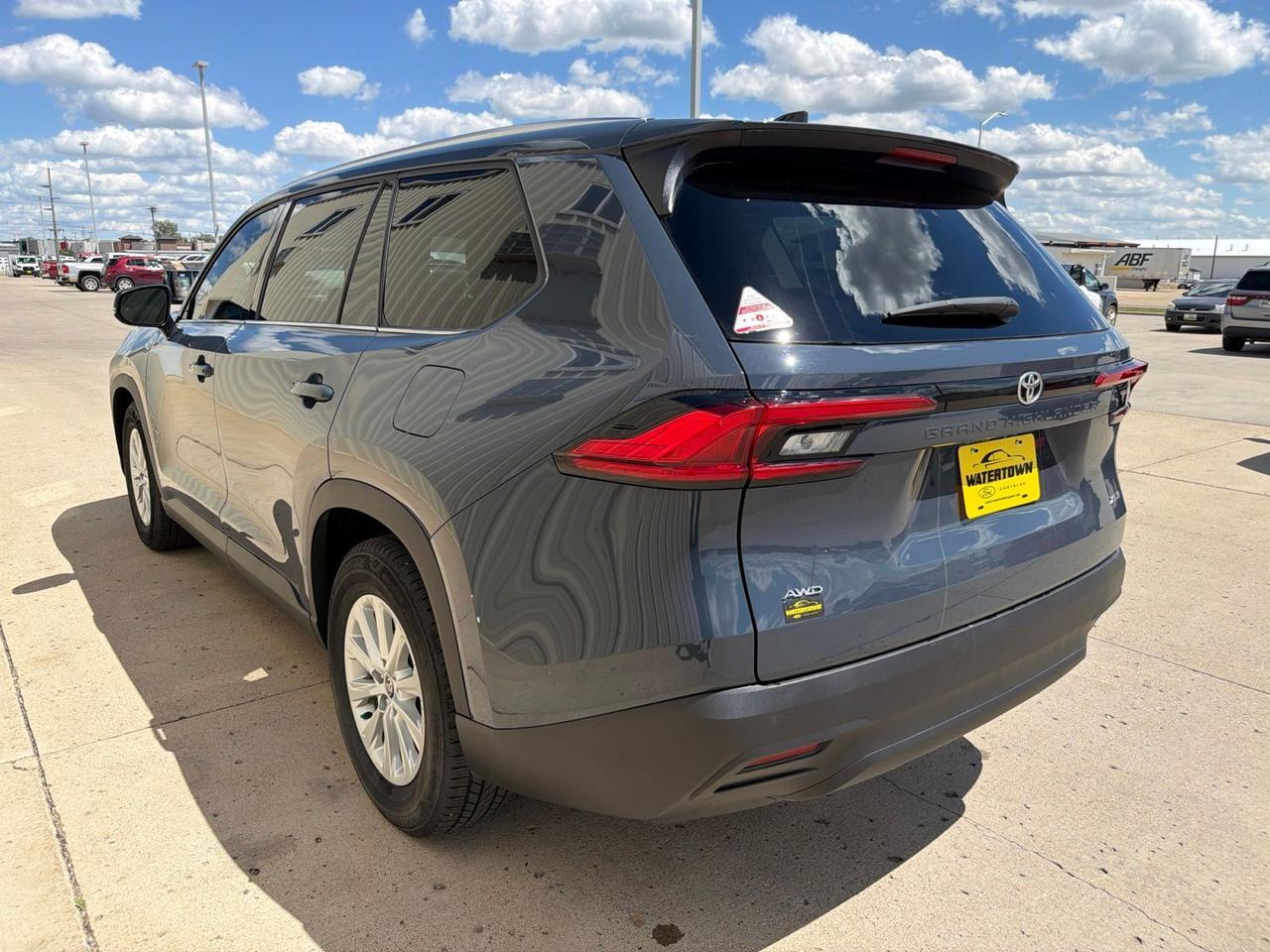 2024 Toyota Grand Highlander XLE Watertown SD