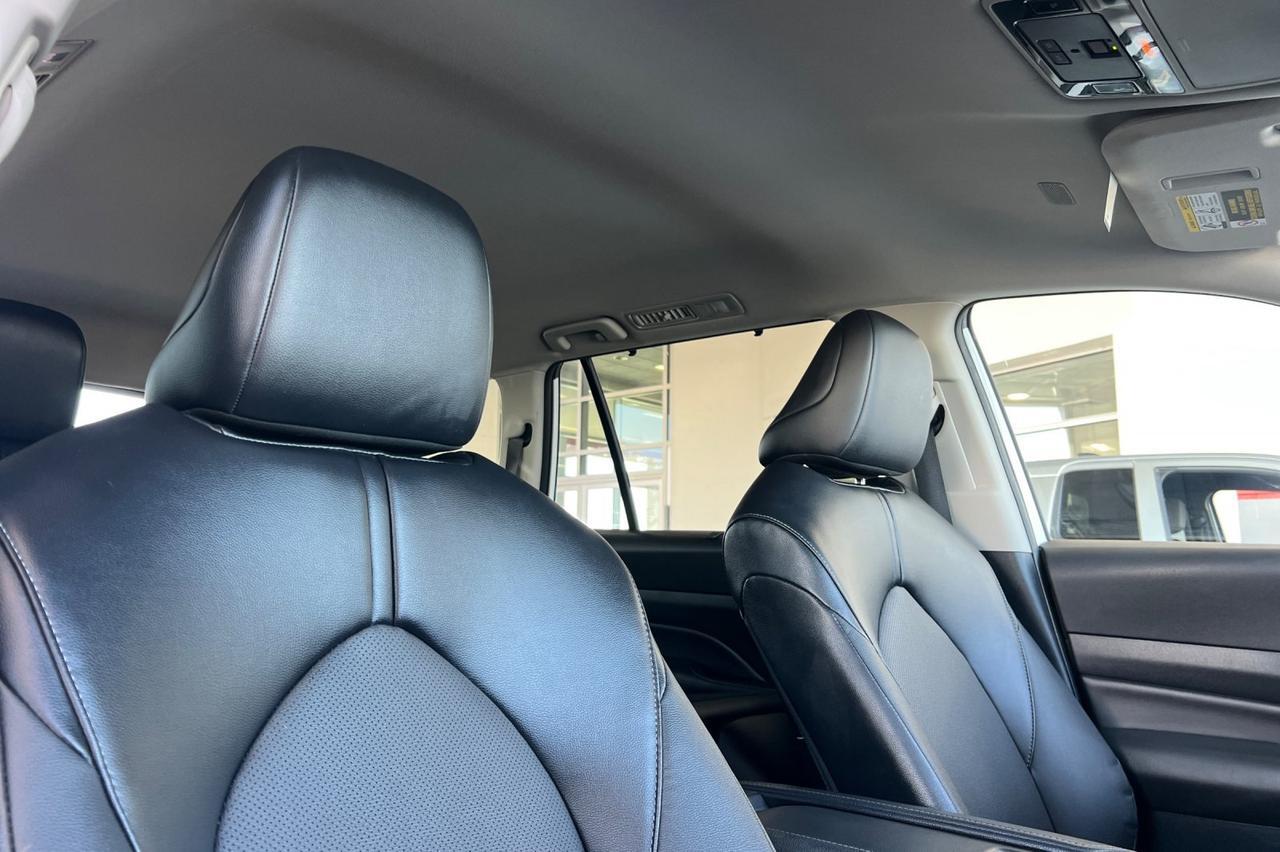 2024 Toyota Grand Highlander XLE Ontario OR