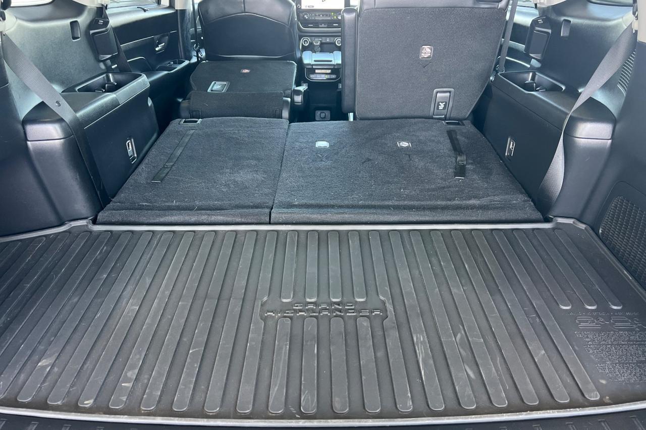 2024 Toyota Grand Highlander XLE Ontario OR