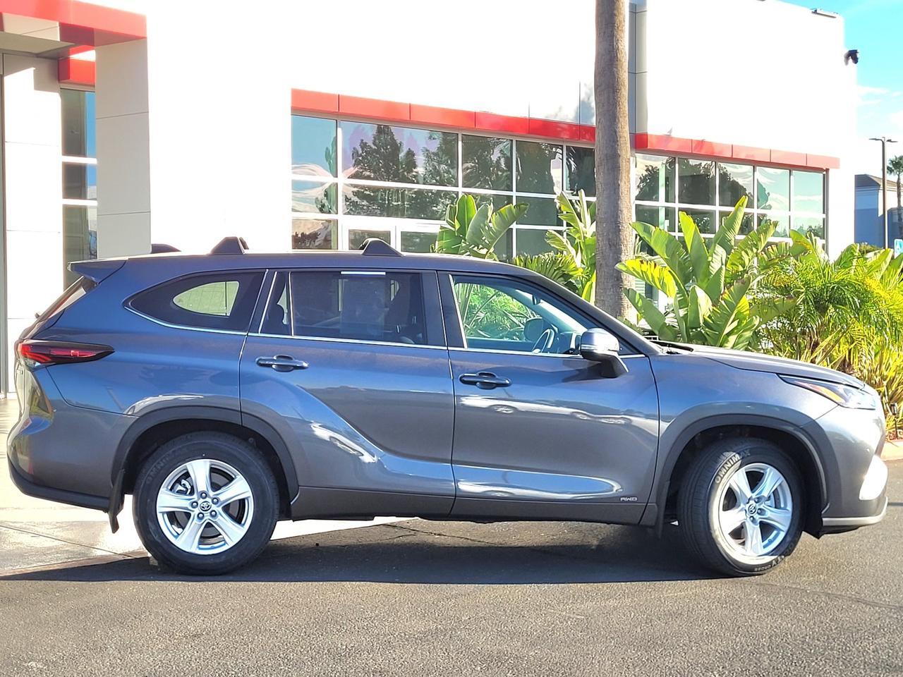 2024 Toyota Highlander Hybrid LE Vacaville CA