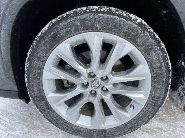 2024 Toyota Highlander Hybrid Limited Cleveland OH