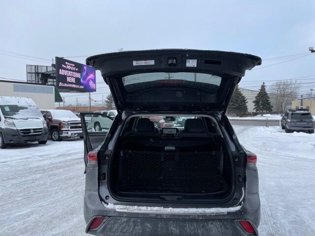 2024 Toyota Highlander Hybrid Limited Cleveland OH