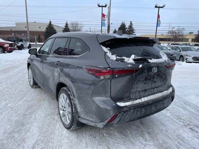 2024 Toyota Highlander Hybrid Limited Cleveland OH