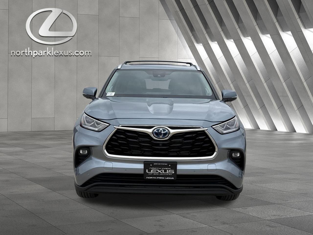 2024 Toyota Highlander Hybrid Limited San Antonio TX