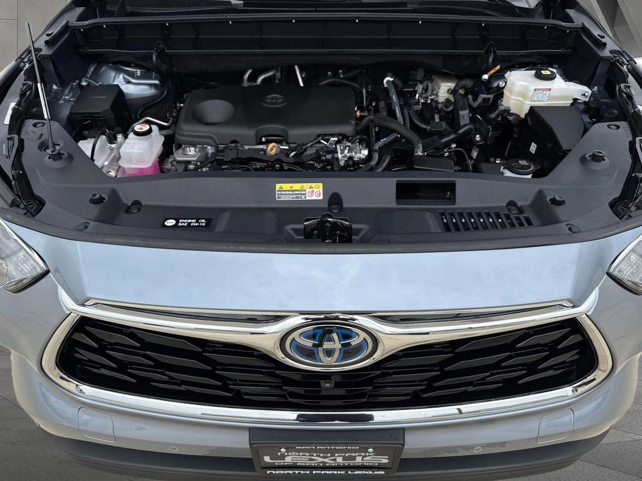 2024 Toyota Highlander Hybrid Limited San Antonio TX