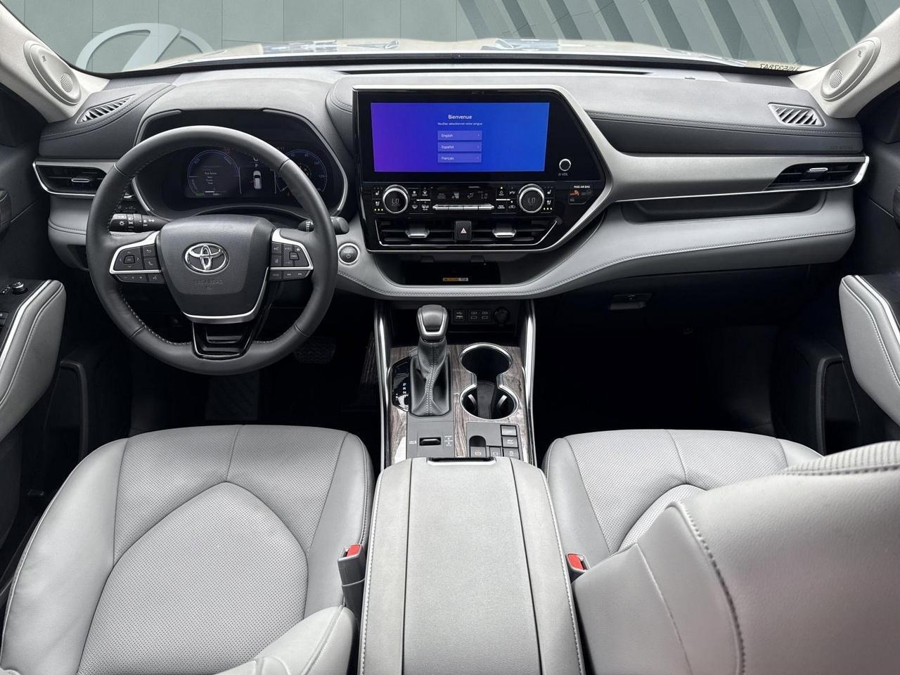 2024 Toyota Highlander Hybrid Limited San Antonio TX