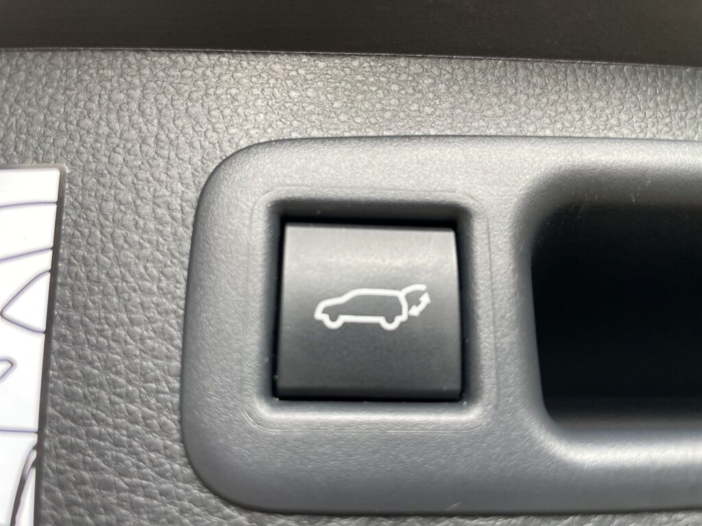 2024 Toyota Highlander Hybrid Platinum AWD Minocqua WI