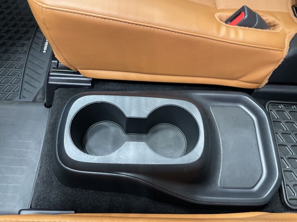 2024 Toyota Highlander Hybrid Platinum AWD Minocqua WI