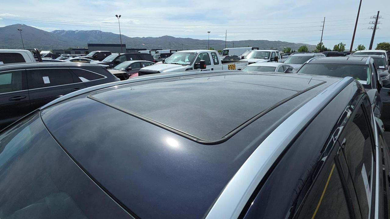 2024 Toyota Highlander Hybrid Platinum Knoxville TN