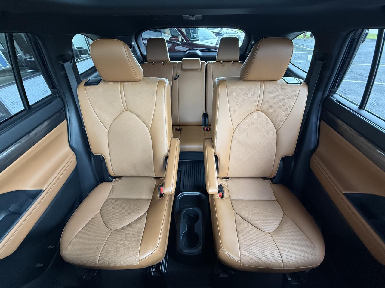 2024 Toyota Highlander Hybrid Platinum Knoxville TN