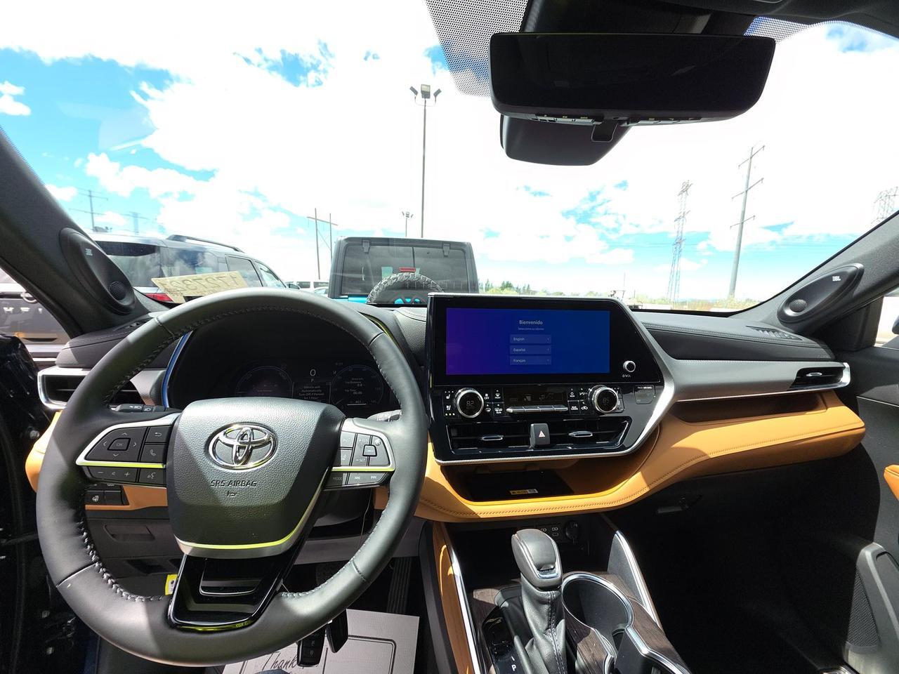 2024 Toyota Highlander Hybrid Platinum Knoxville TN
