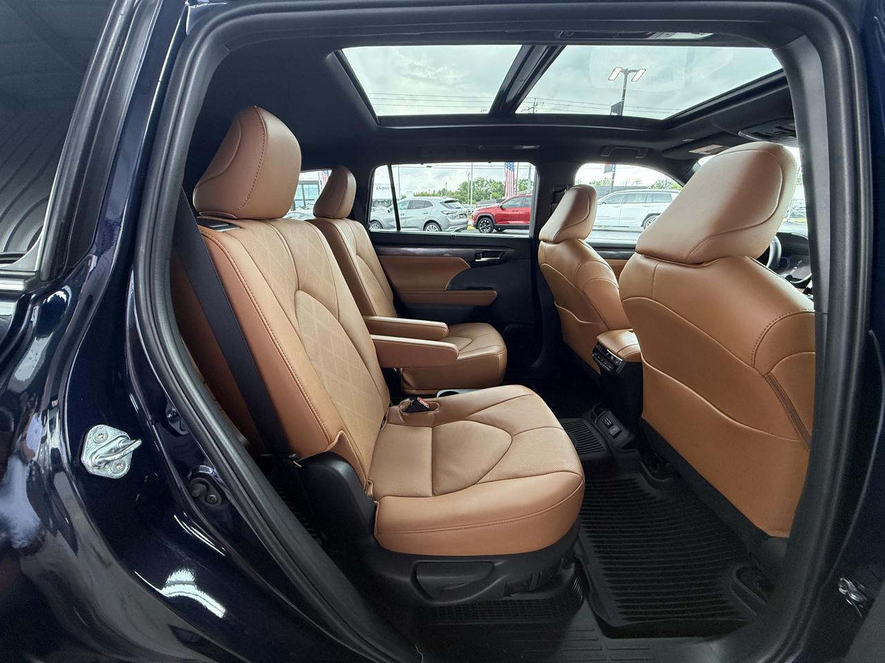 2024 Toyota Highlander Hybrid Platinum Knoxville TN