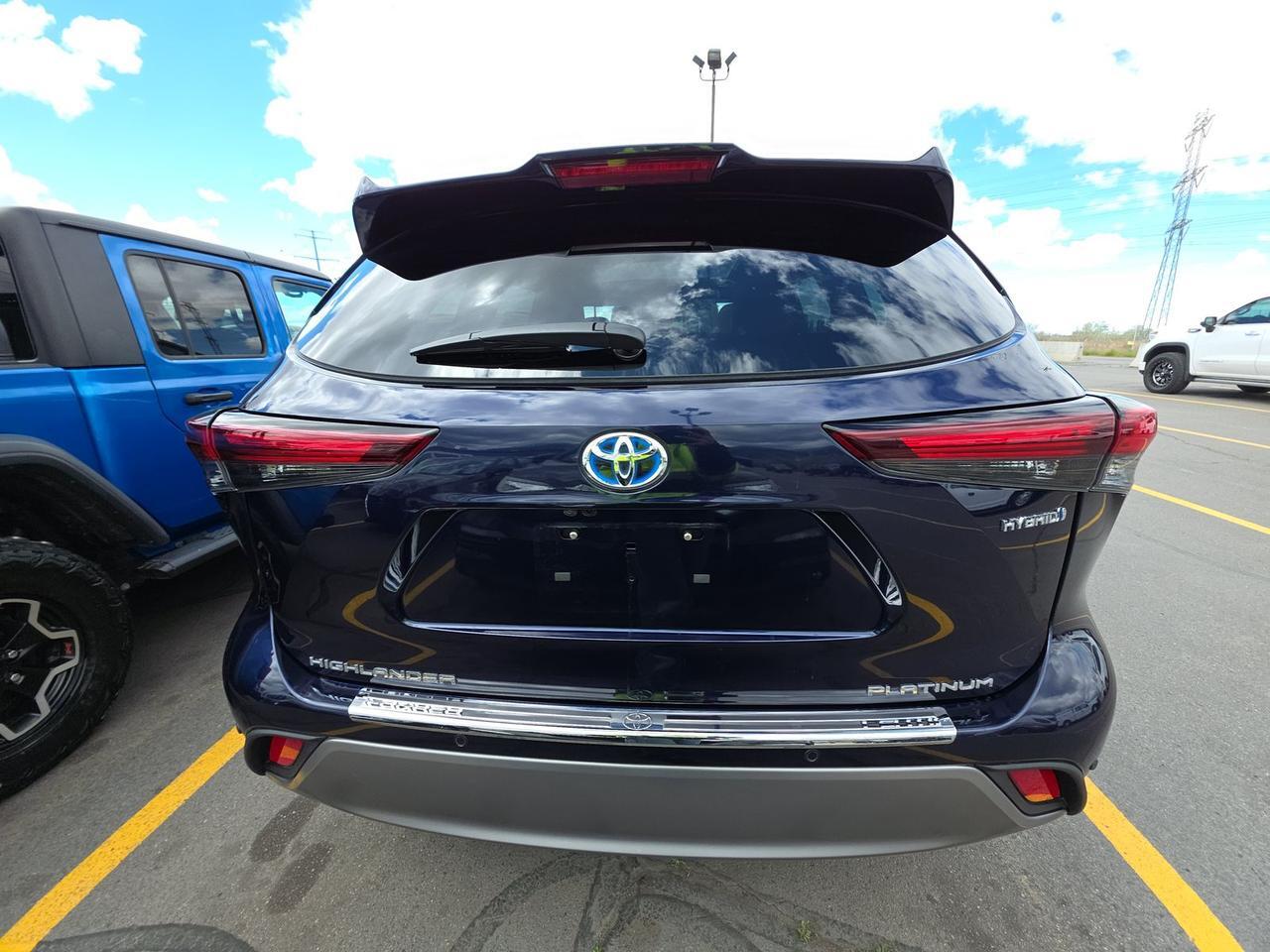 2024 Toyota Highlander Hybrid Platinum Knoxville TN