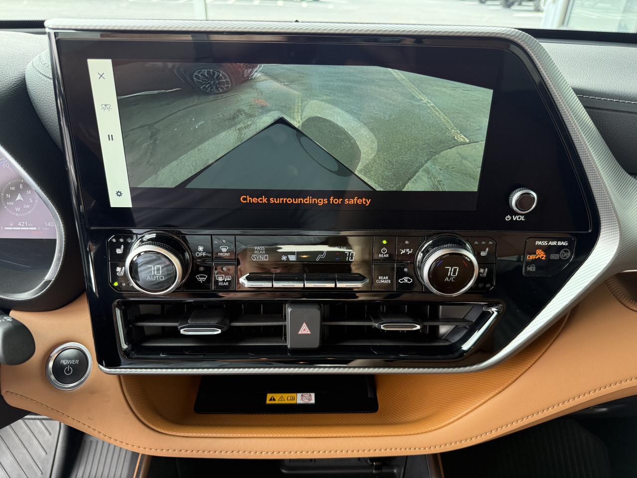 2024 Toyota Highlander Hybrid Platinum Knoxville TN