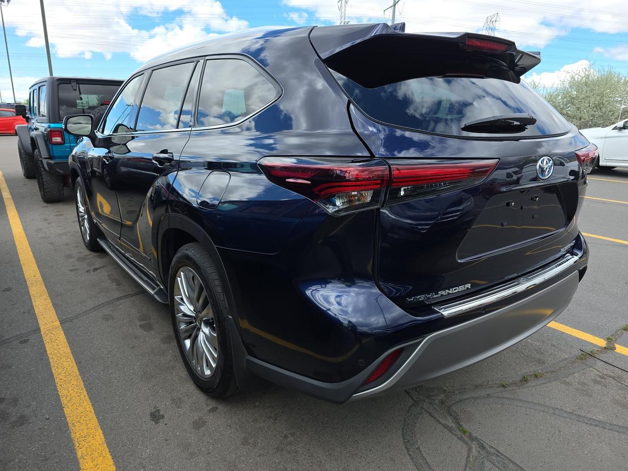 2024 Toyota Highlander Hybrid Platinum Knoxville TN