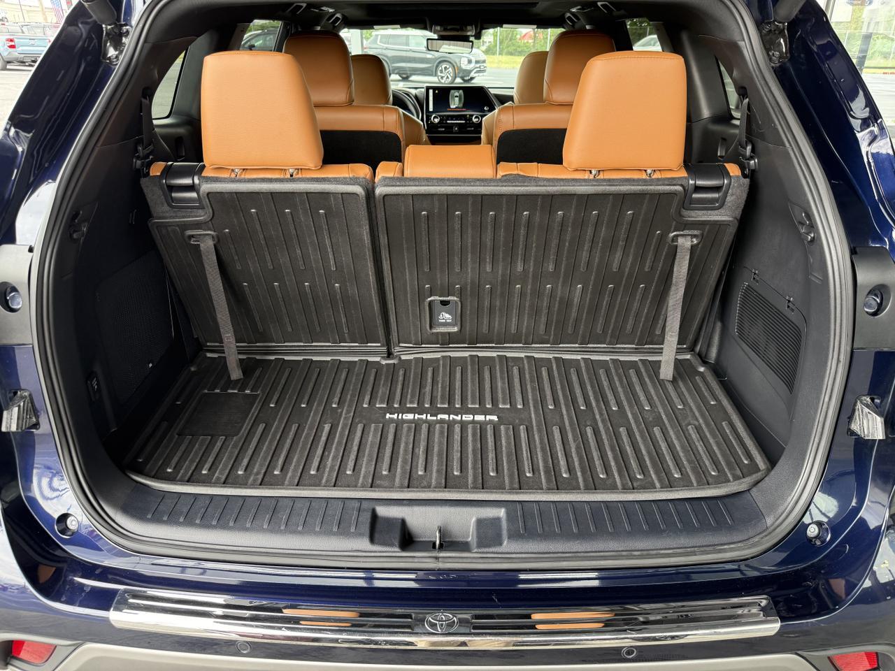 2024 Toyota Highlander Hybrid Platinum Knoxville TN