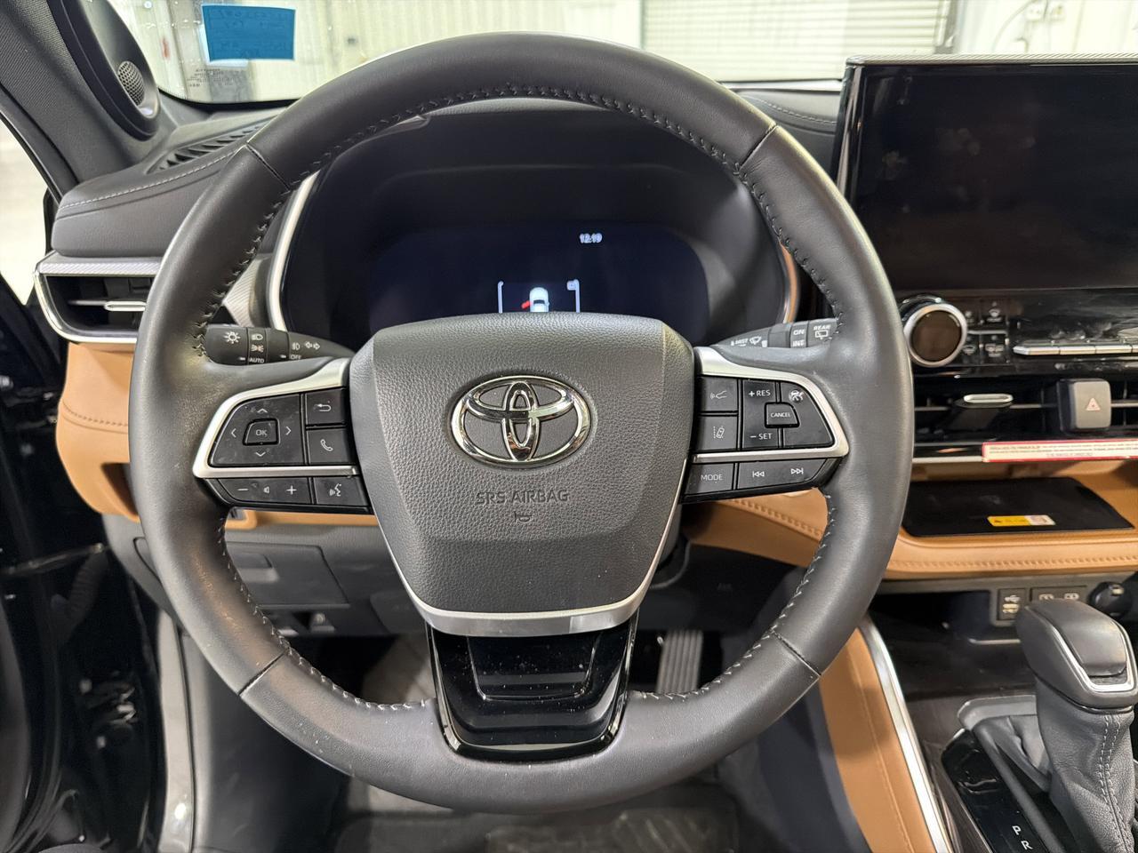 2024 Toyota Highlander Hybrid Platinum San Antonio TX