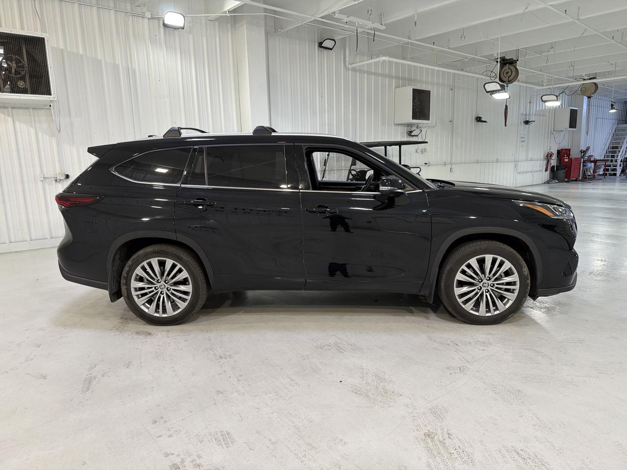 2024 Toyota Highlander Hybrid Platinum San Antonio TX