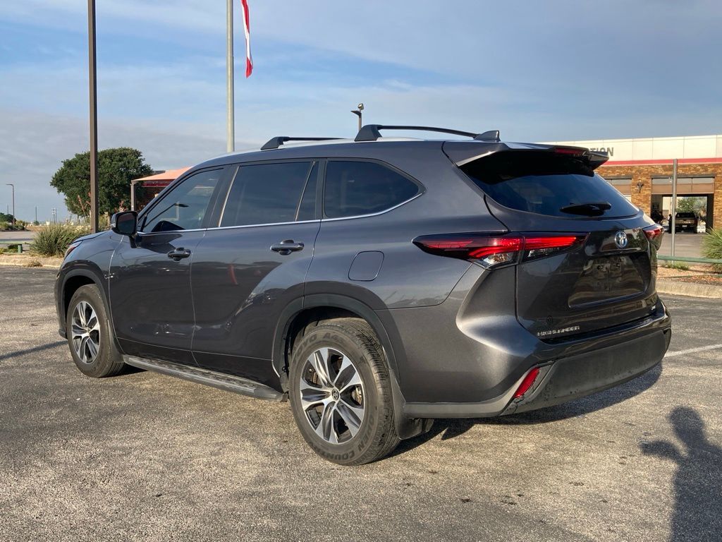 2024 Toyota Highlander Hybrid XLE San Antonio TX